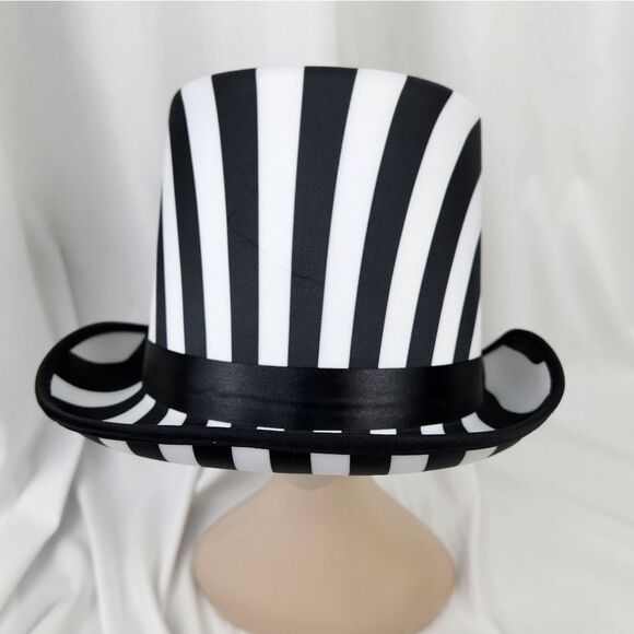 ?️NWT Black & White Striped Unisex Top Hat